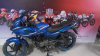 Bajaj Pulsar 220 DTSFi