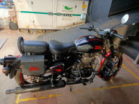 Royal Enfield Classic Stealth Black 2020 Model