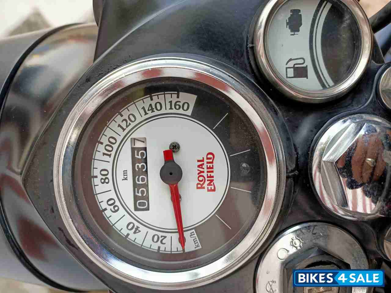 Stealth Black Royal Enfield Classic Stealth Black