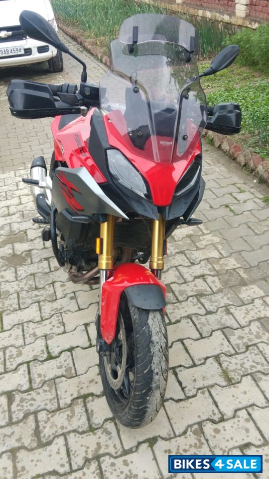 Red BMW F 900 XR Pro