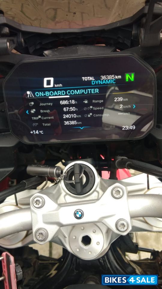 Red BMW F 900 XR Pro