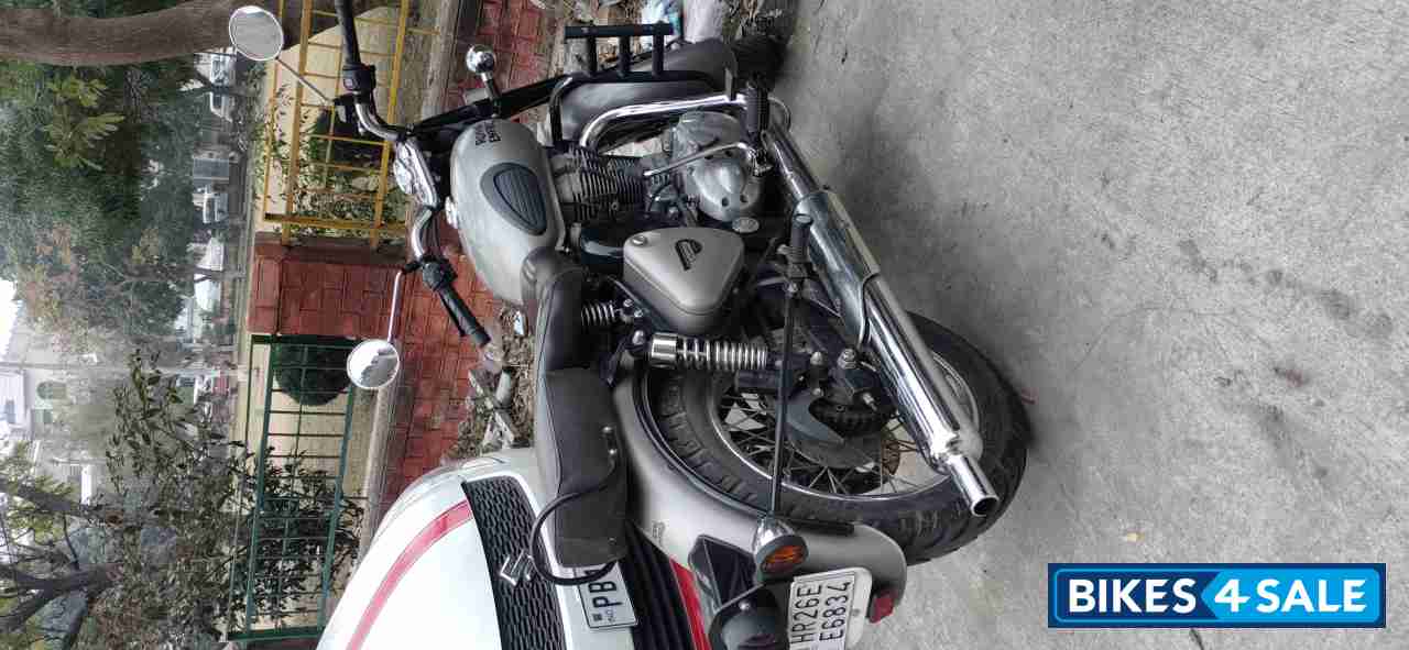 Royal Enfield Classic 350 Dual Channel BS6