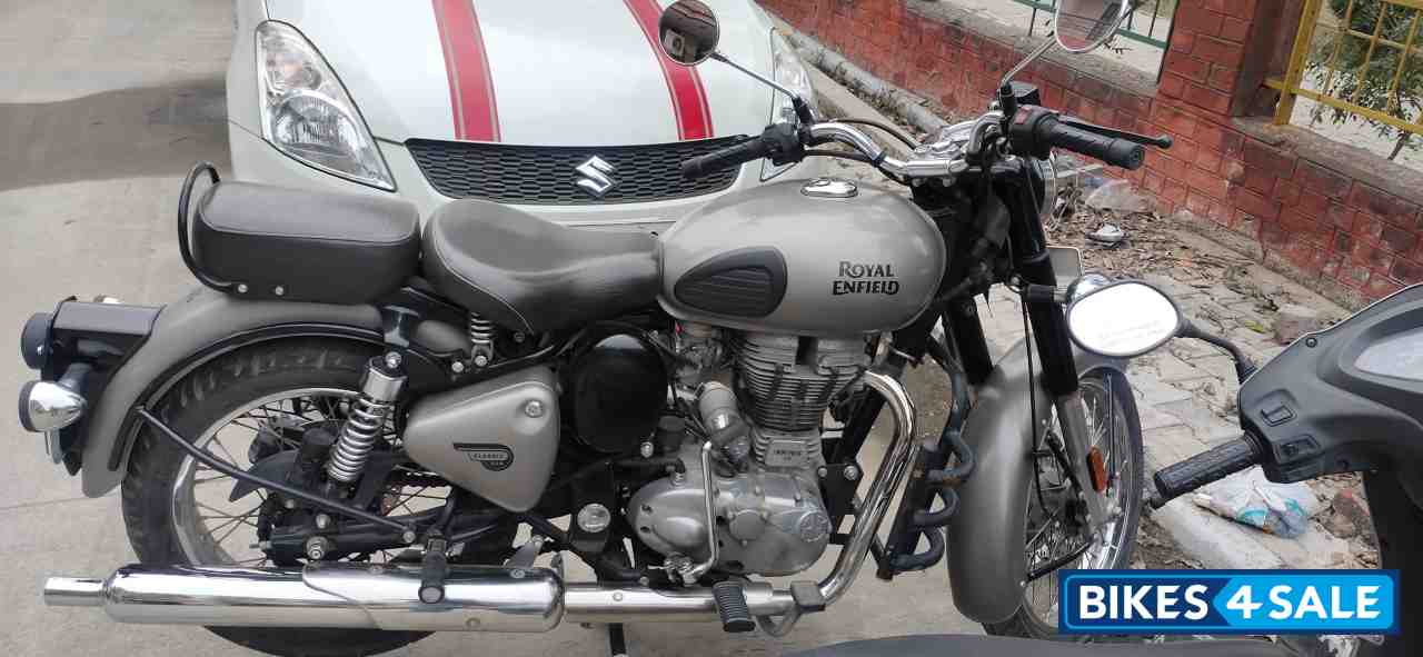 Royal Enfield Classic 350 Dual Channel BS6