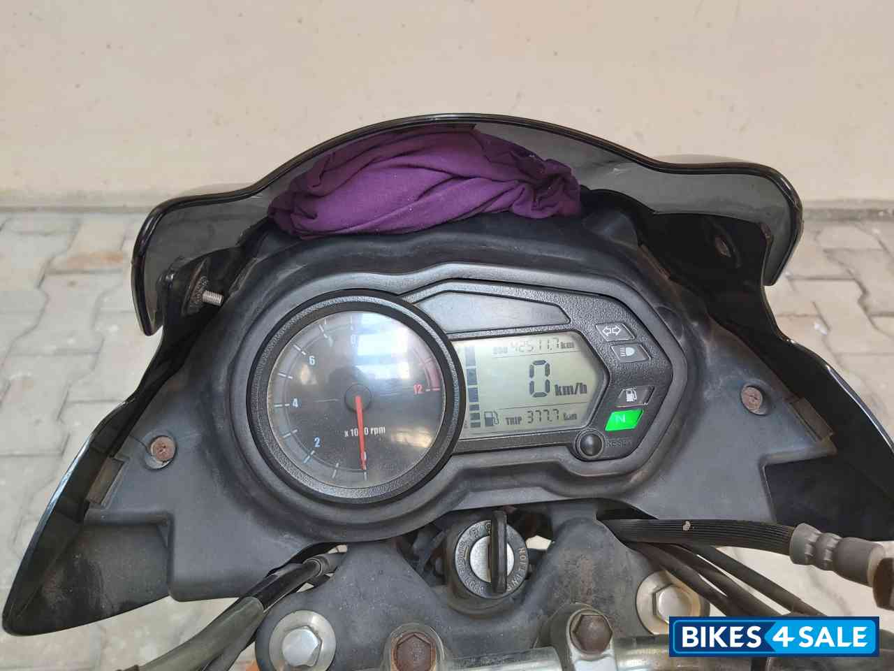 Gray Bajaj Discover DTSi 135