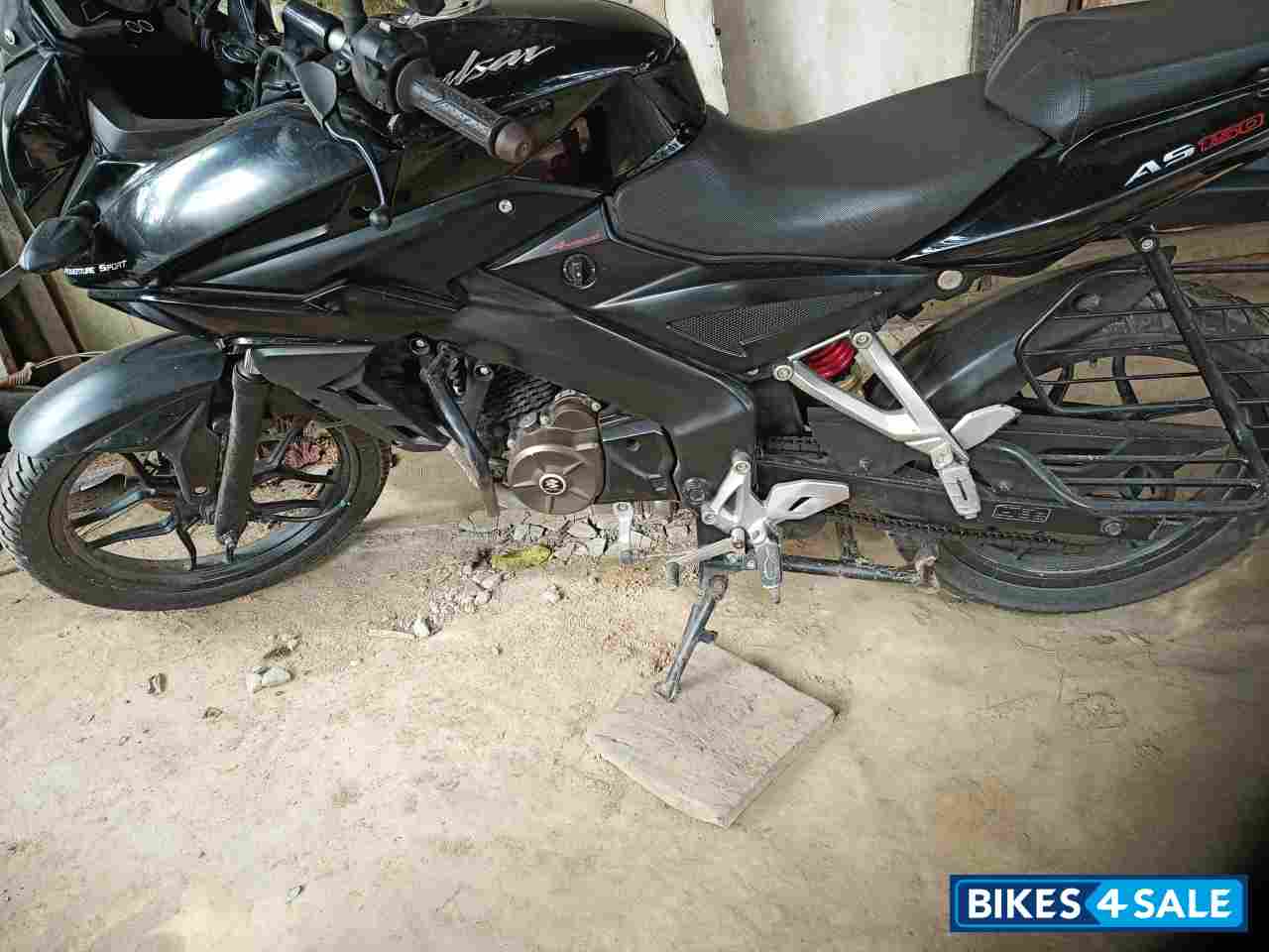 Black Bajaj Pulsar AS 150