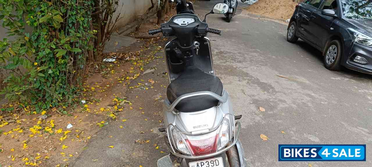 Silver Suzuki Access 125 BS6