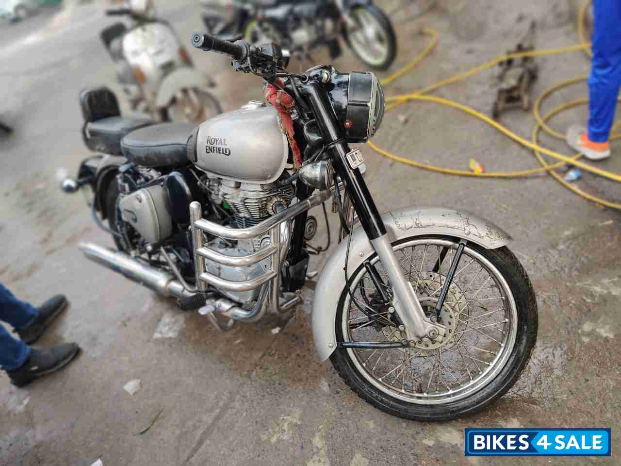 Gun Metal Grey Royal Enfield Classic 350