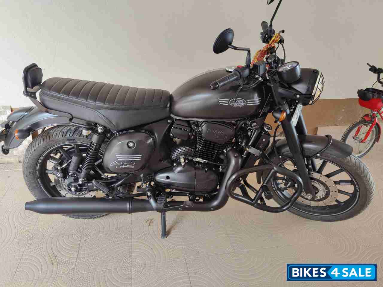 Matte Black Jawa 42 Dual Channel ABS AllStar Black