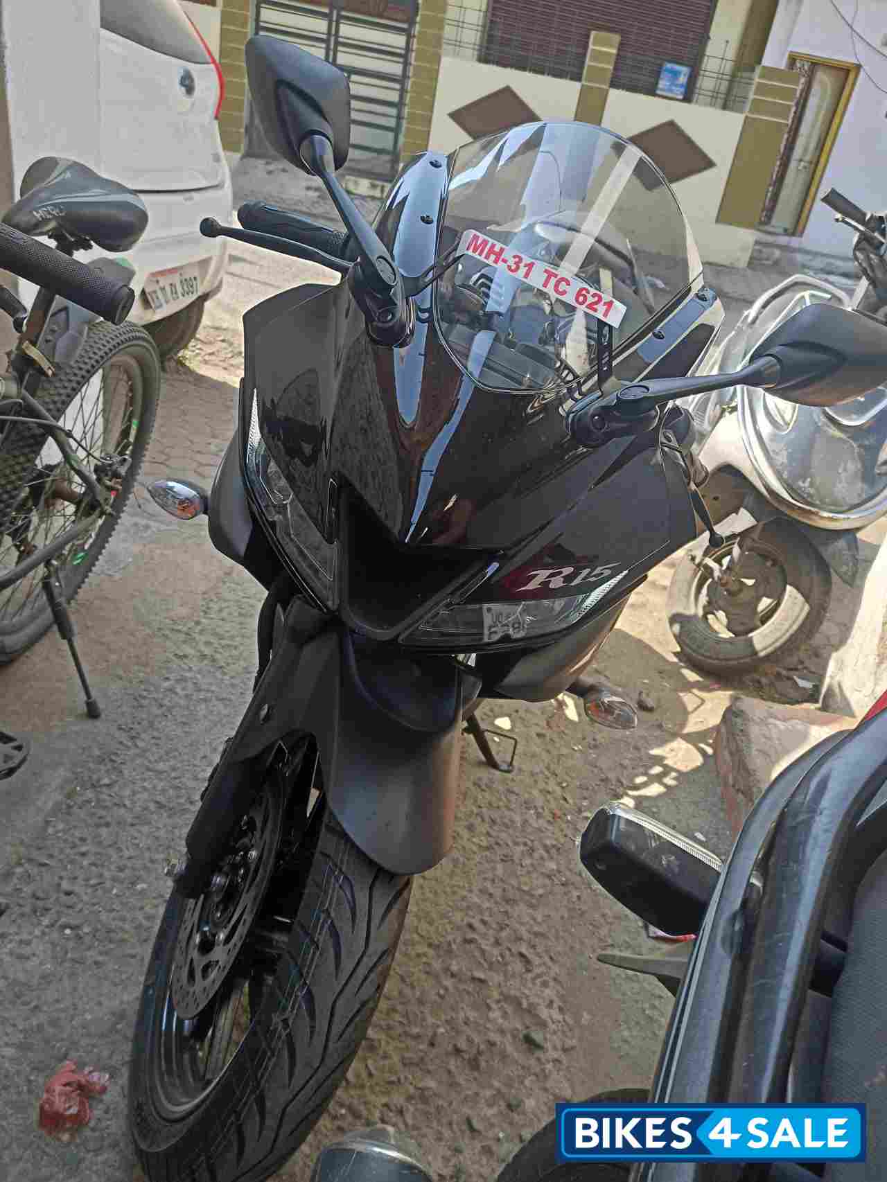 Dark Night Yamaha YZF R15 V3