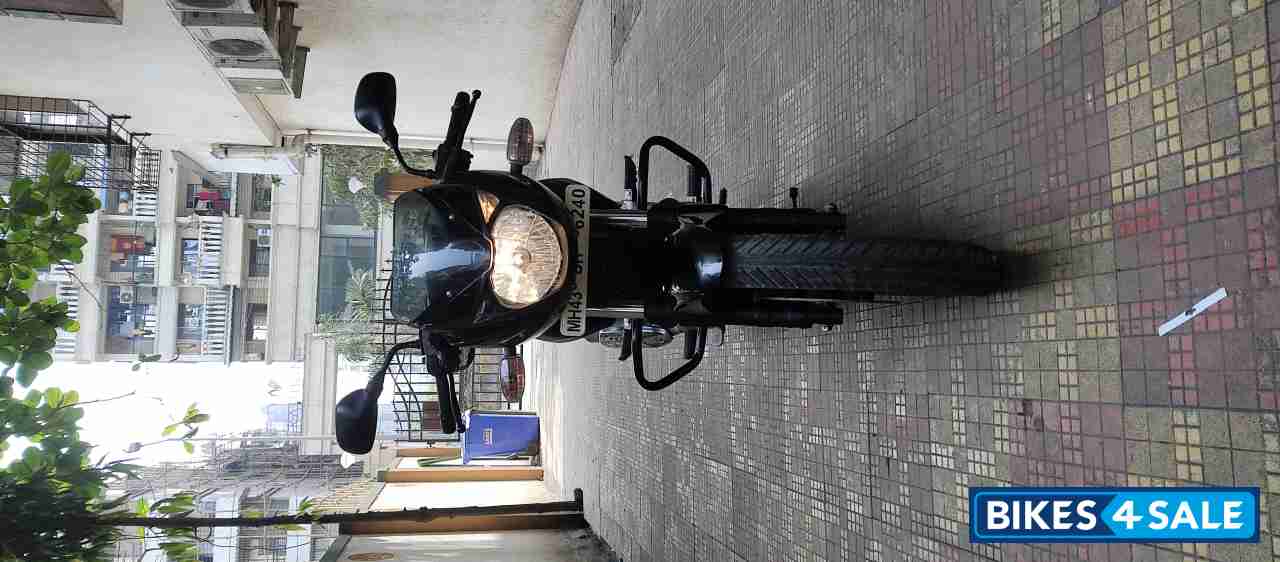 Black Bajaj Pulsar 180 DTSi