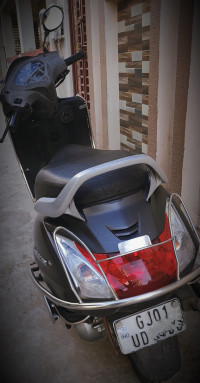 Gray Honda Activa 5G