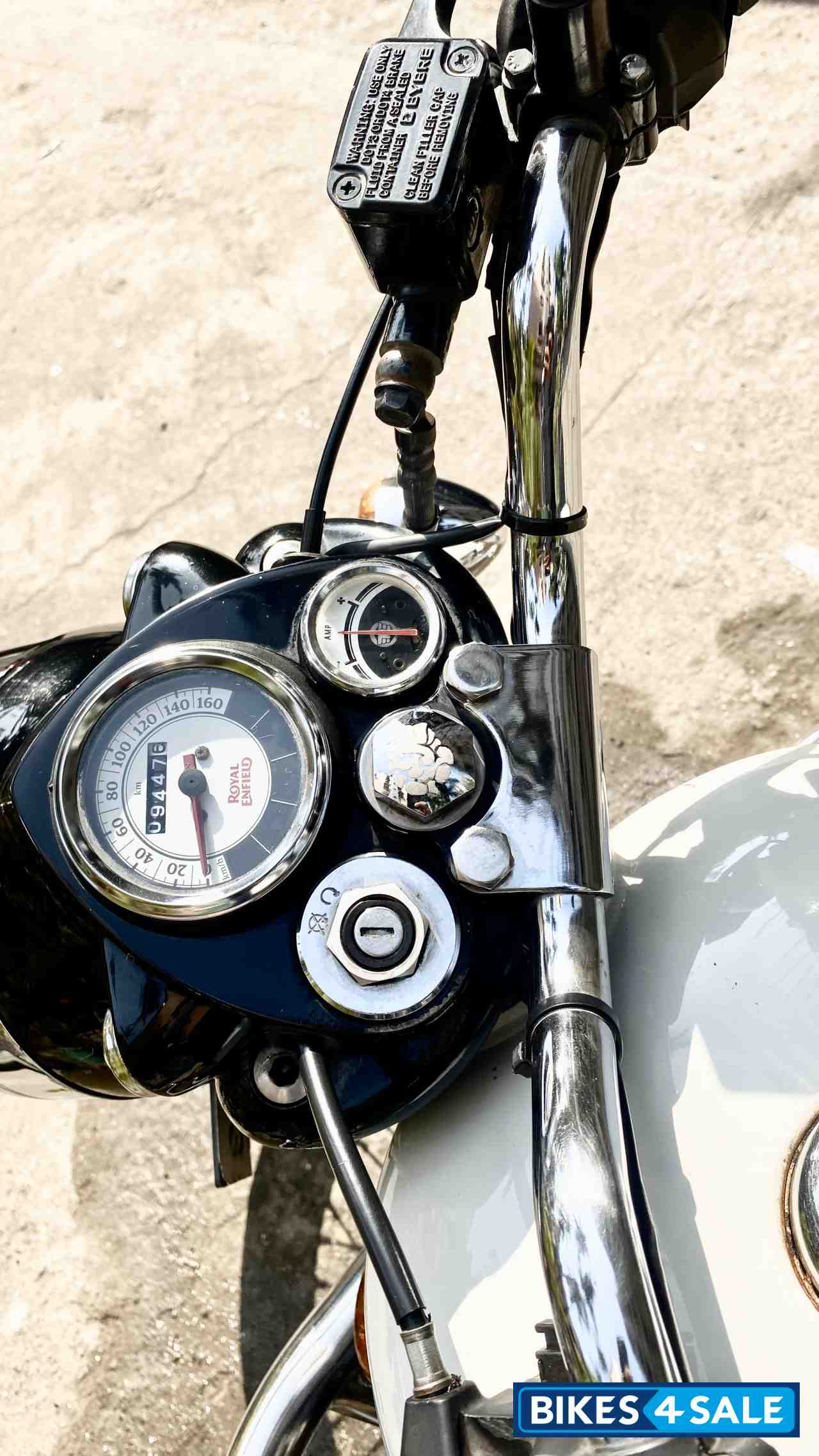 White Royal Enfield Bullet Standard 350