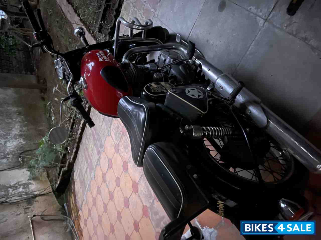 Black Royal Enfield Classic 350