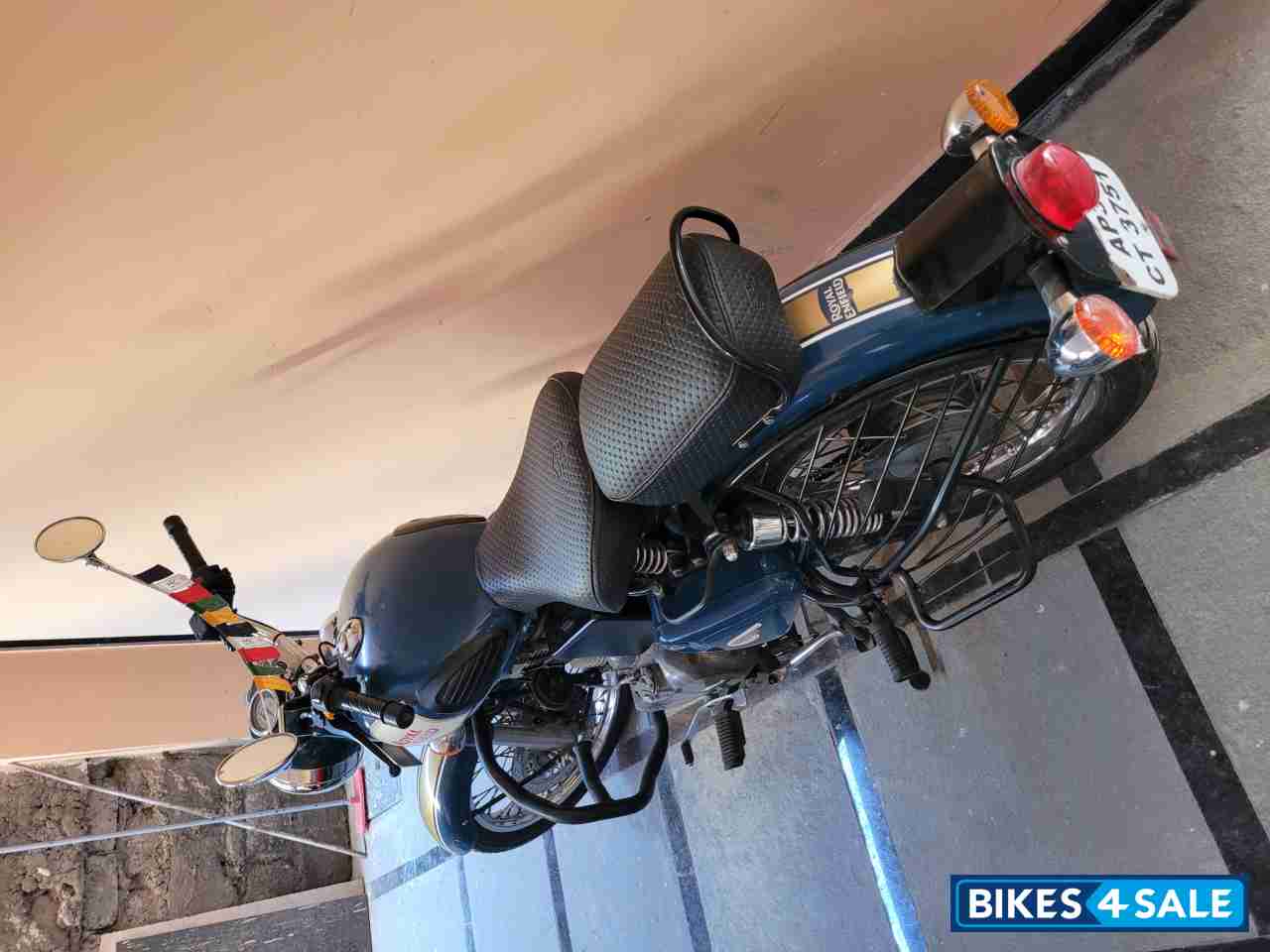 Blue Royal Enfield Classic 350 Redditch Blue