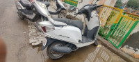 White Honda Aviator