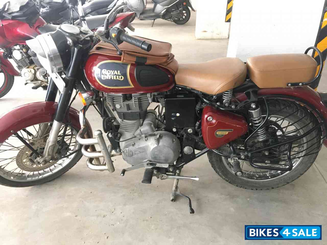 Chestnut (maroon) Royal Enfield Classic 350
