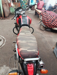 Bajaj V15
