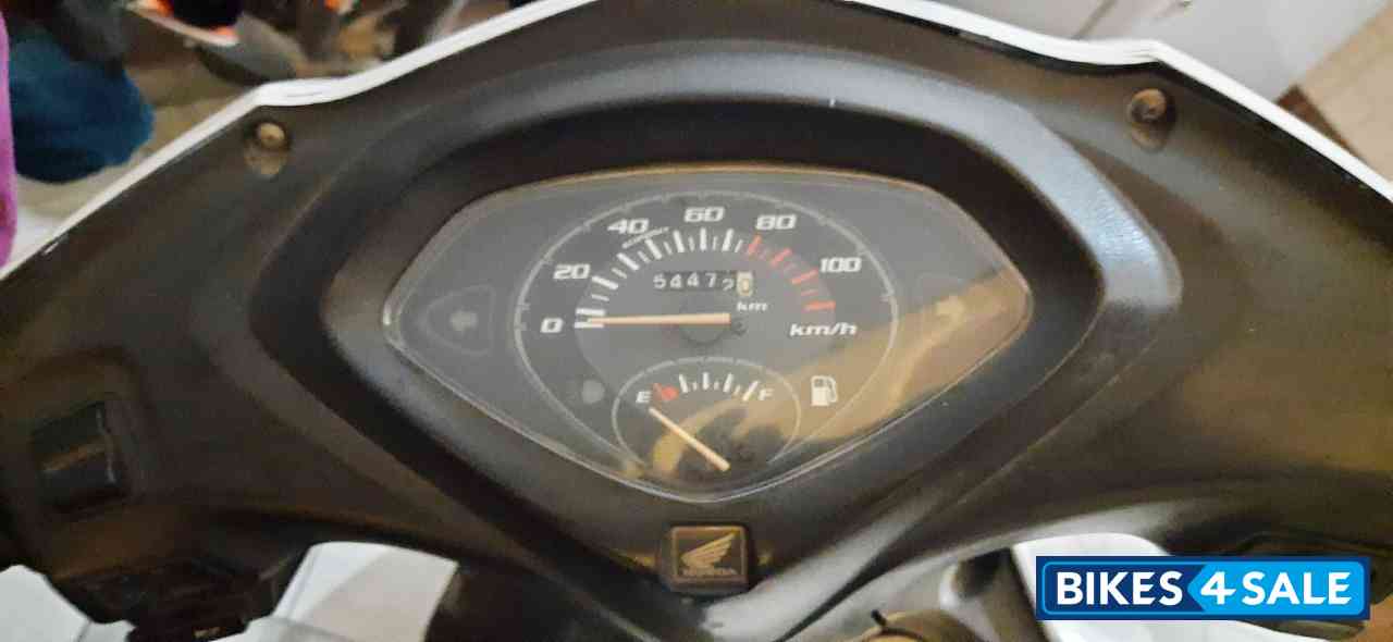P S White Honda Activa