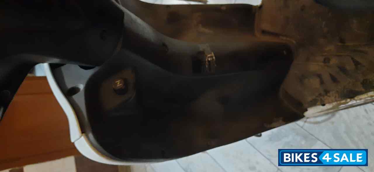 P S White Honda Activa