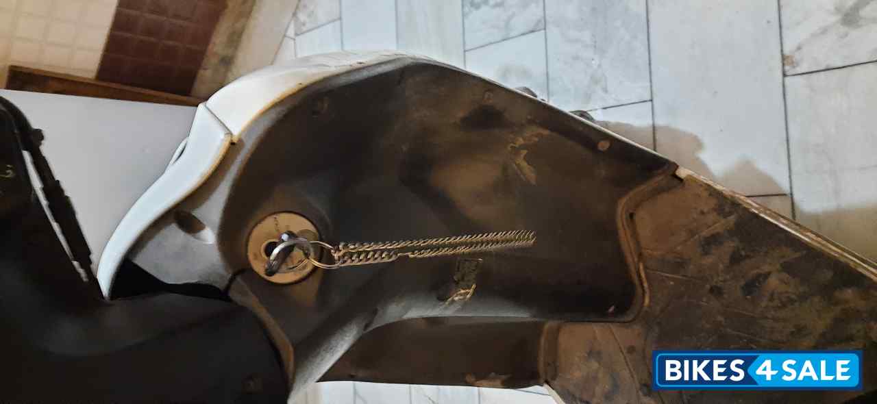 P S White Honda Activa