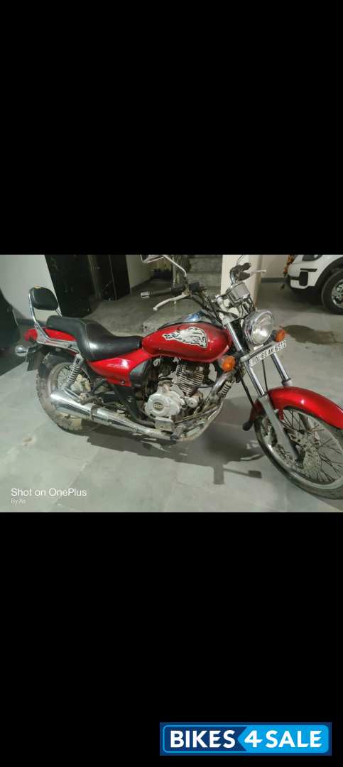 Bajaj Avenger 220 DTS-i