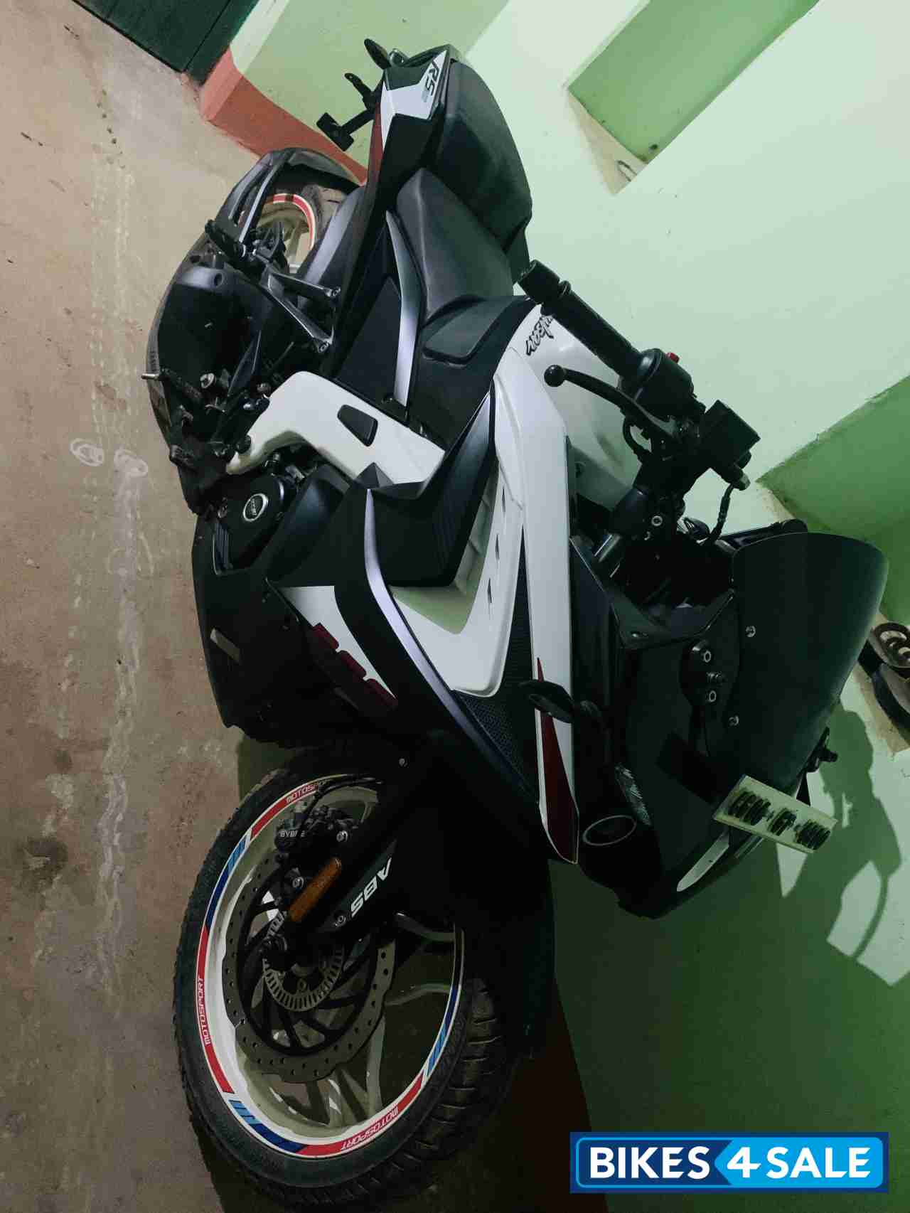 White Black Bajaj Pulsar RS 200 ABS