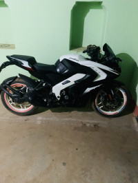 White Black Bajaj Pulsar RS 200 ABS