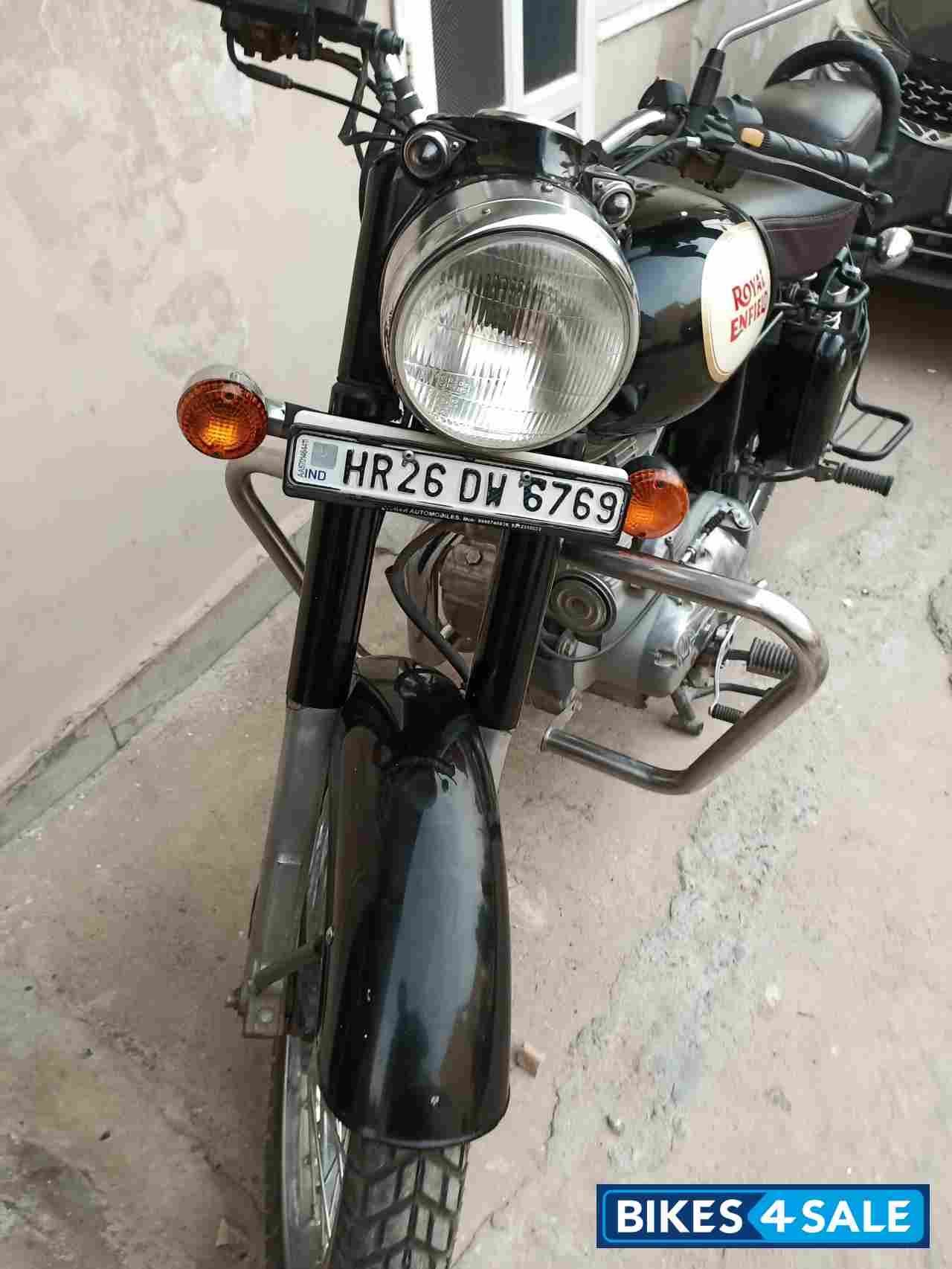 Black Royal Enfield Classic 350
