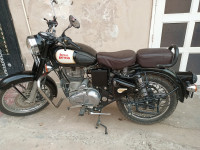 Black Royal Enfield Classic 350