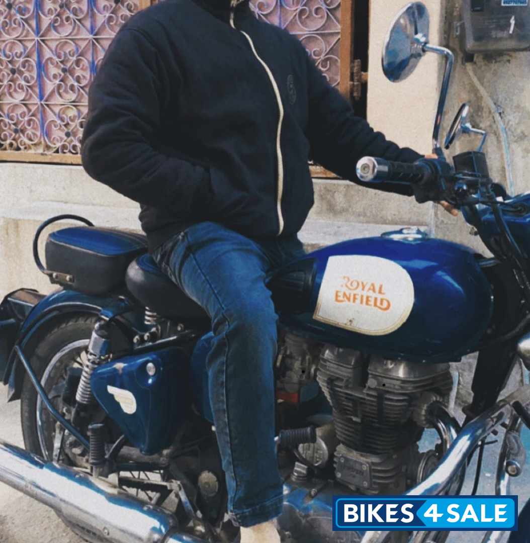 Blue Royal Enfield Classic 350