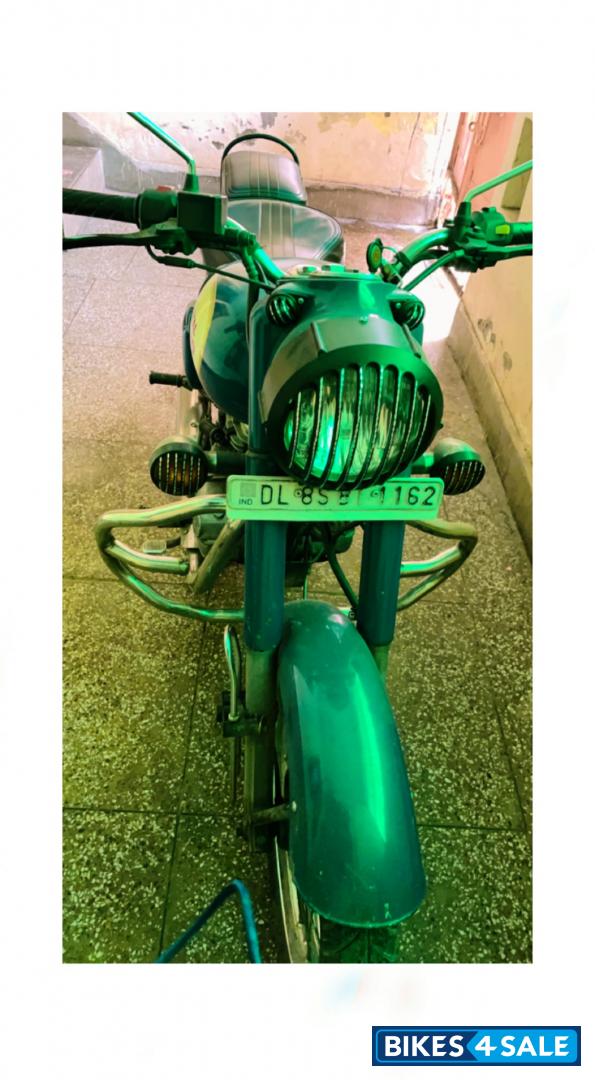 Blue Royal Enfield Classic 350 Blue Royal Enfield Classic 350