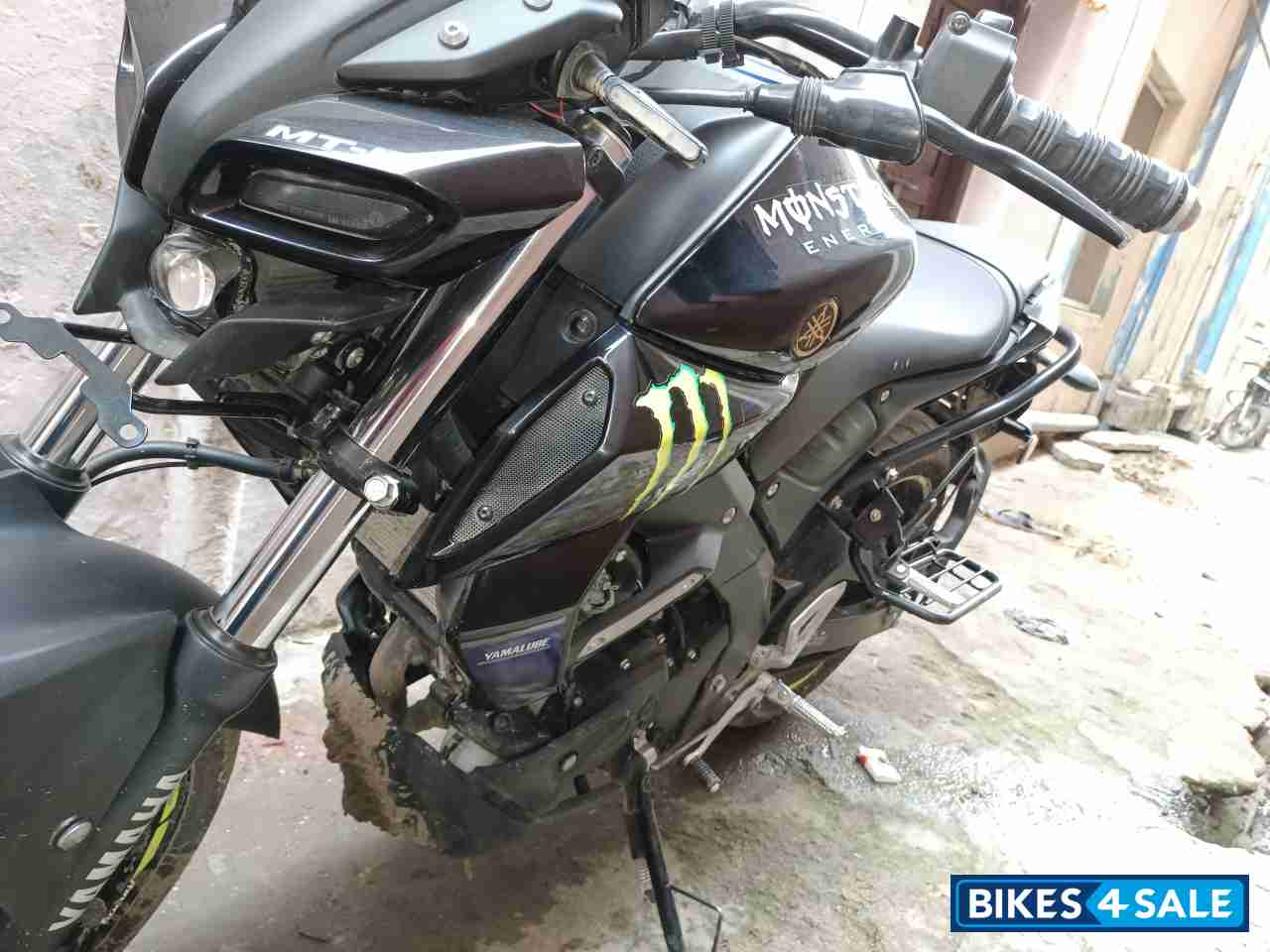 Black Yamaha MT-15 MotoGP Edition