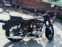 Black Royal Enfield Bullet Standard 350