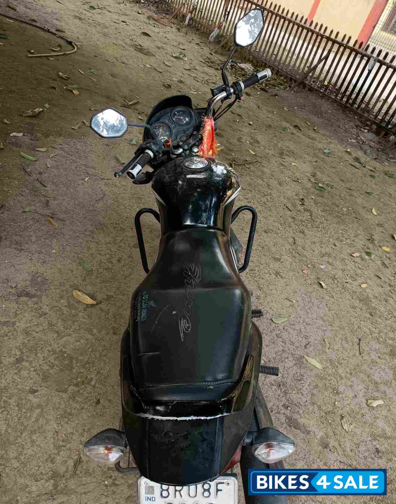 Black Honda CB Shine