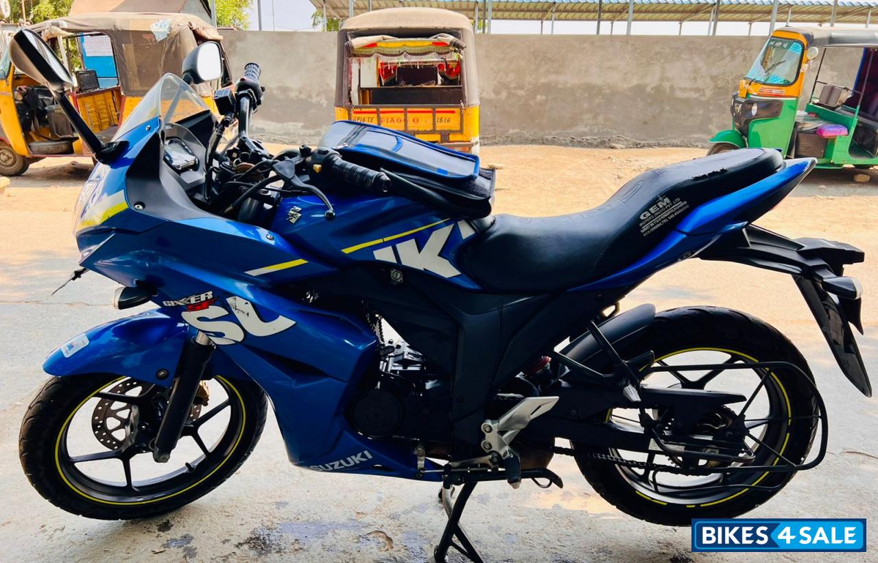 Suzuki Gixxer SF Moto GP