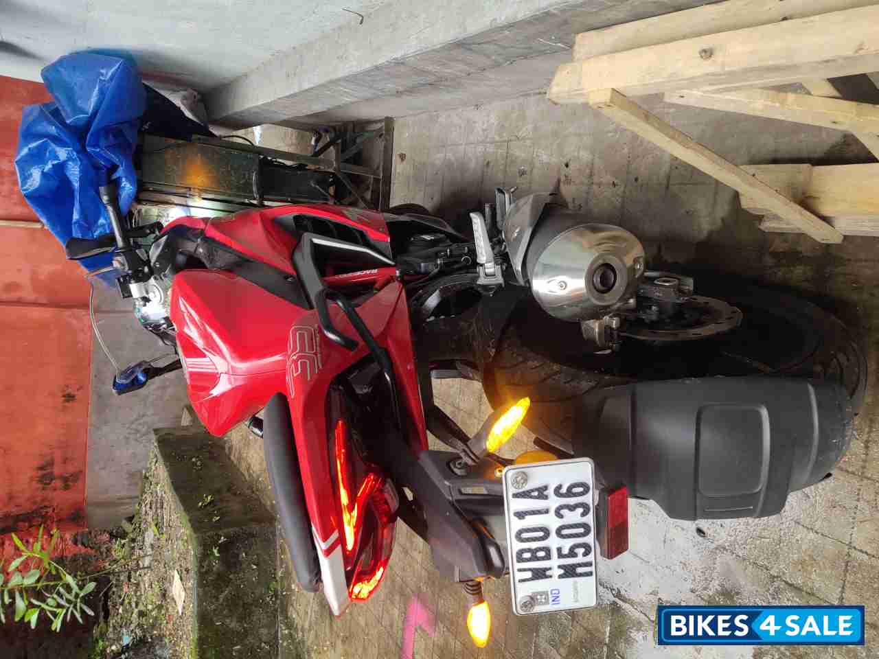 Red TVS Apache RR 310