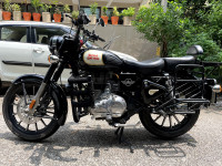 Black Royal Enfield Classic 350
