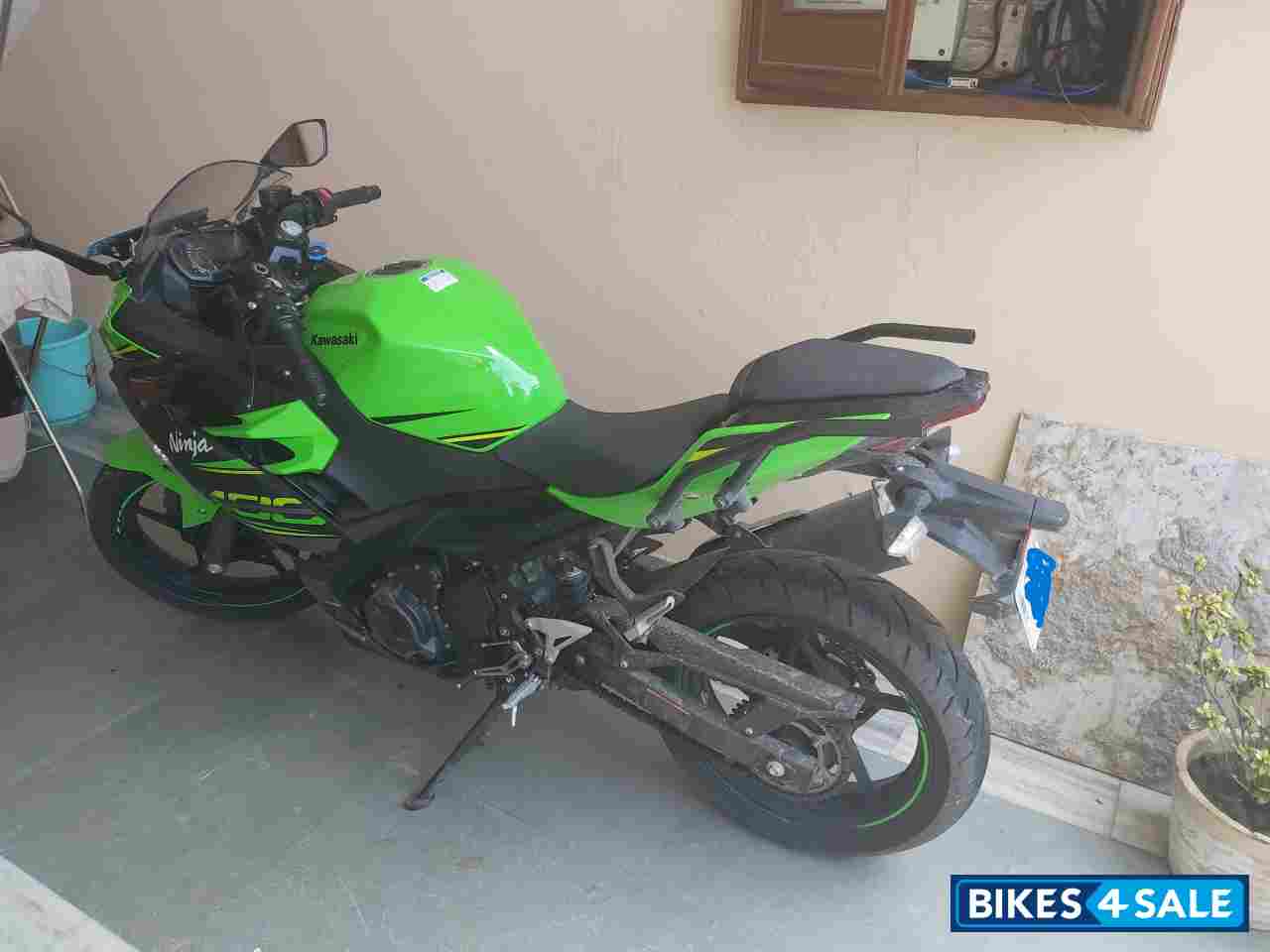 Lime Green Kawasaki Ninja 400 Lime Green Kawasaki Ninja 400