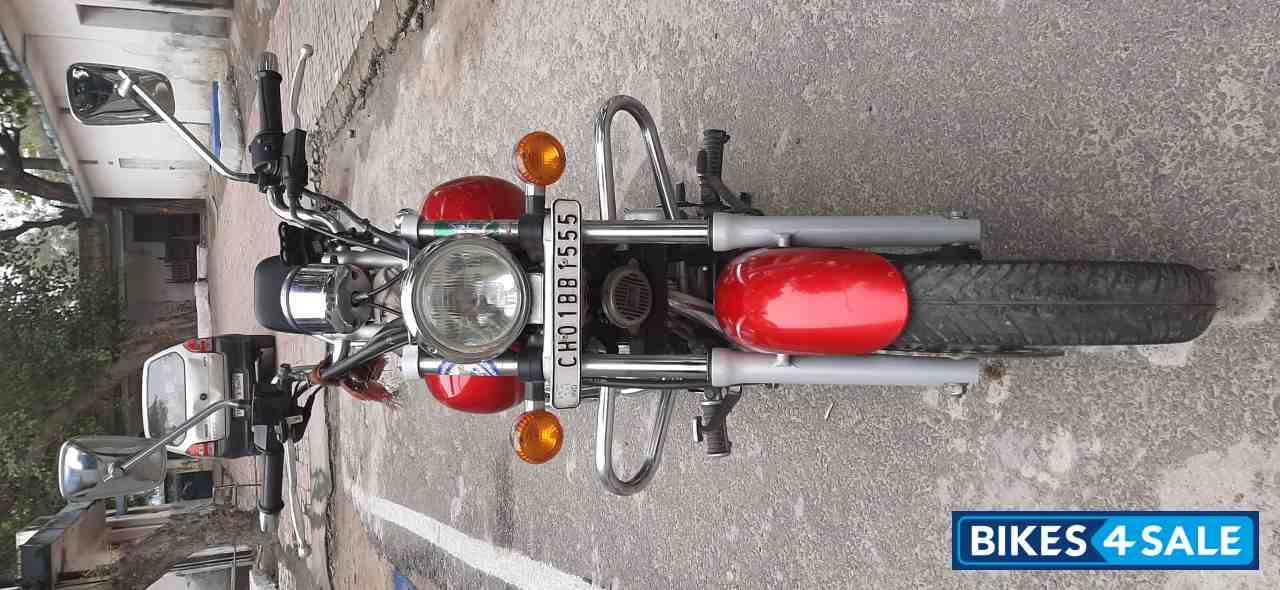 Bajaj Avenger 220 DTS-i Bajaj Avenger 220 DTS-i