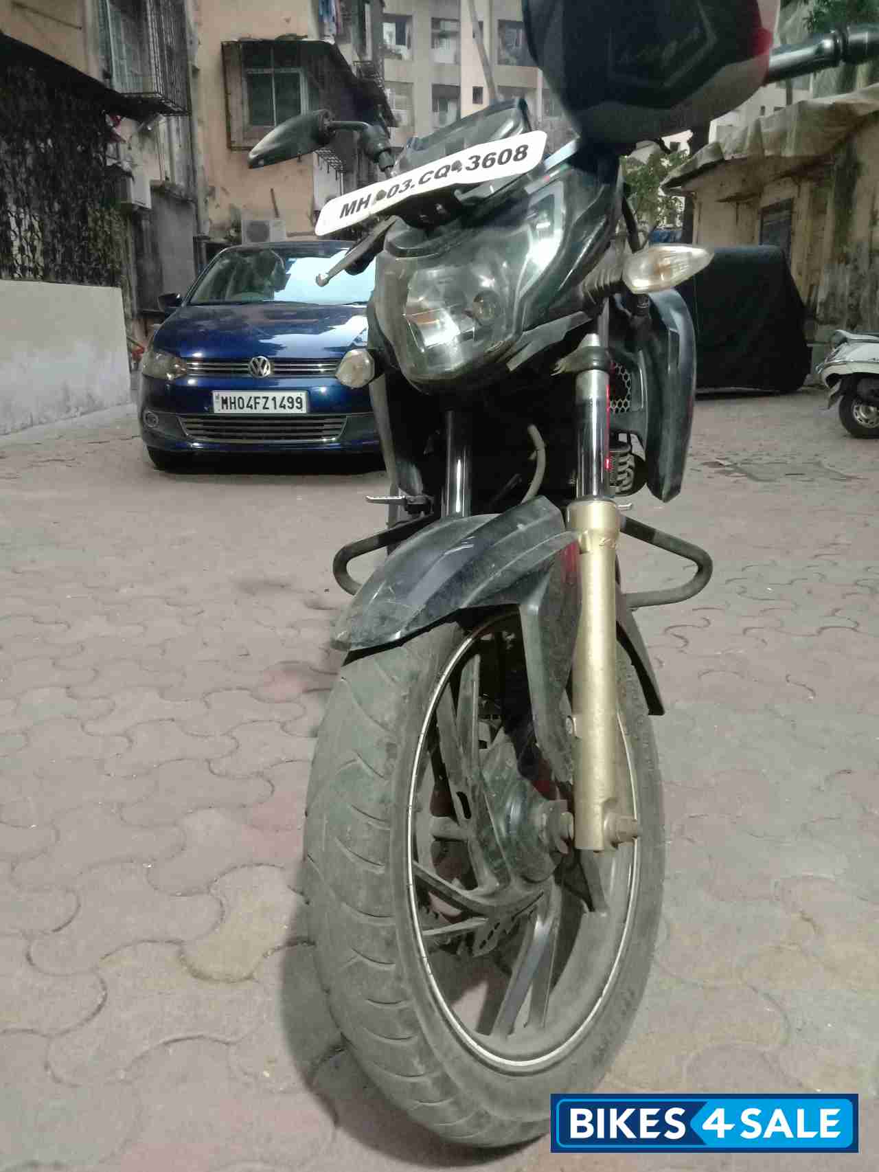 TVS Apache RTR 200 4V TVS Apache RTR 200 4V