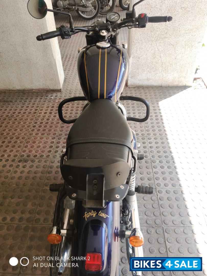 Jawa 42 Dual Channel ABS AllStar Black