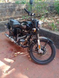 Onix Black Royal Enfield Bullet 350 KS BS6