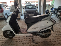 White Honda Activa