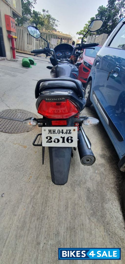 Metalic Grey Honda CB Shine