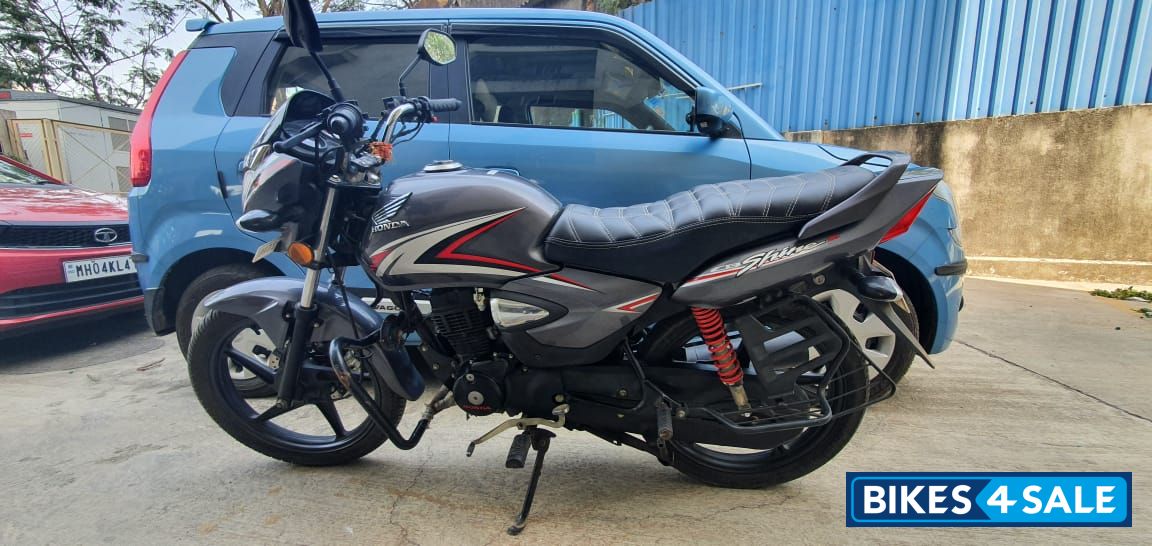 Metalic Grey Honda CB Shine