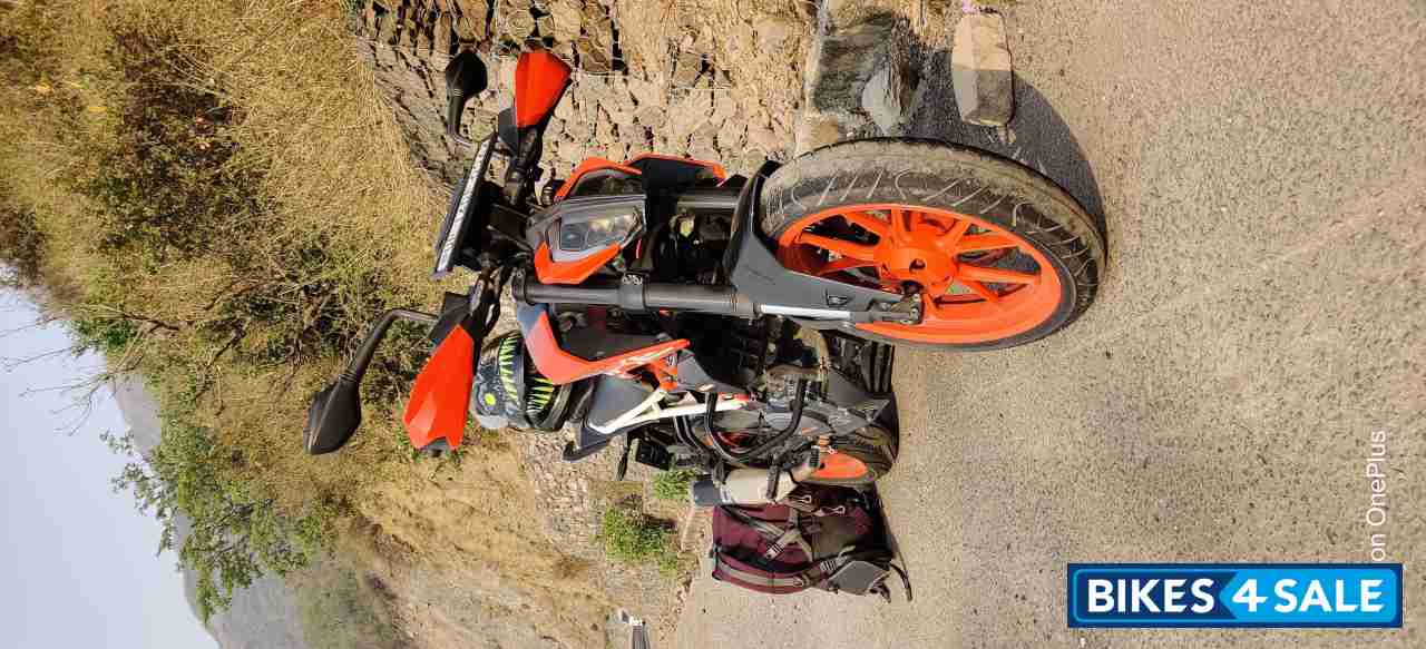 Orange Black White KTM Duke 390