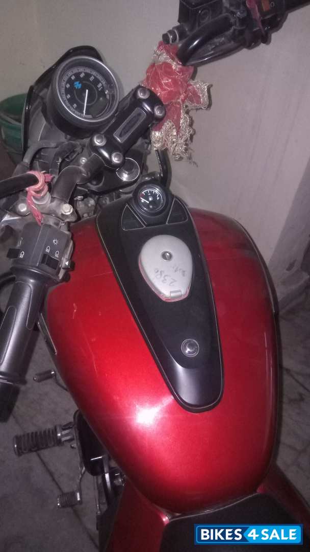 Red Bajaj Avenger Street 160