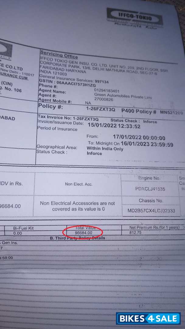 Red Bajaj Avenger Street 160