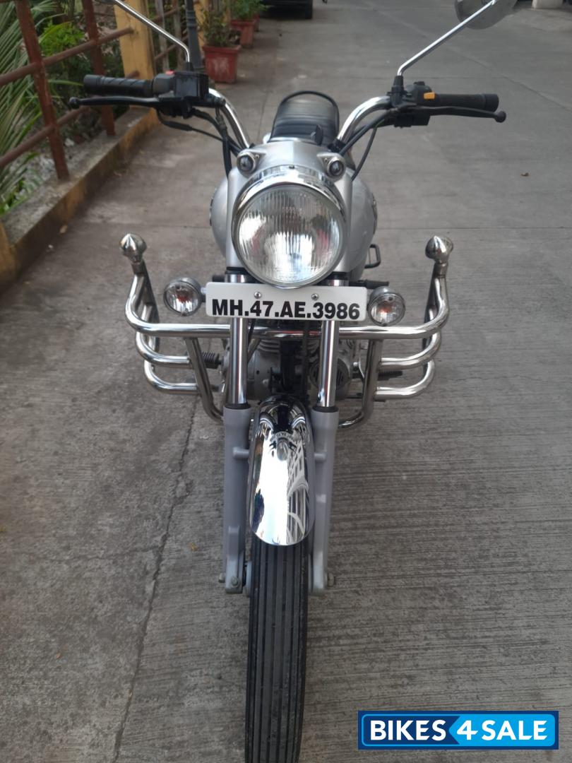 Silver Royal Enfield Bullet Electra Twinspark