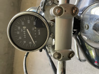 Bajaj Avenger 220 DTS-i